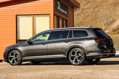 - Pārdots VW Passat Highline 2.0Tdi -150zs Automāts — papildu attēls