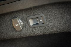 - Pārdots VW Passat Highline 2.0Tdi -150zs Automāts — papildu attēls
