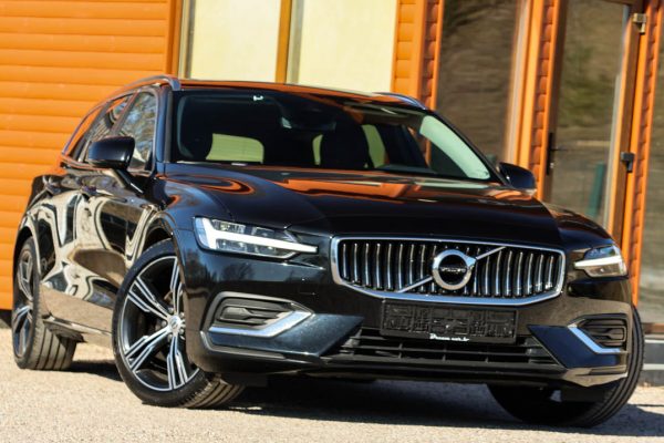 Volvo V60 Inscription  2.0T4 -190zs   Benzīns   Automāts