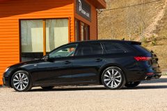 - Pārdots Audi A4 S-line Black Edition  2.0Tfsi -204zs    — papildu attēls