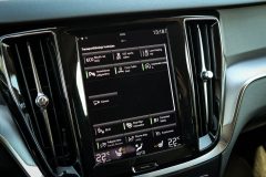 Volvo V60 Momentum Advantage 2.0B3- 163zs    Benzīns — papildu attēls