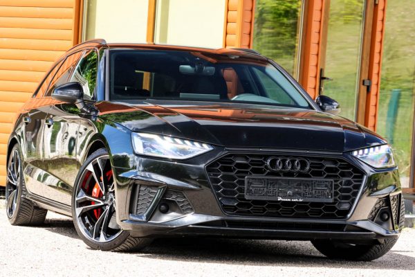 Audi A4 S-line Black Edition  2.0Tfsi    Benzīns