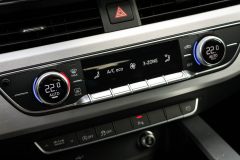 Audi A4 S-line Black Edition  2.0Tfsi    Benzīns — papildu attēls