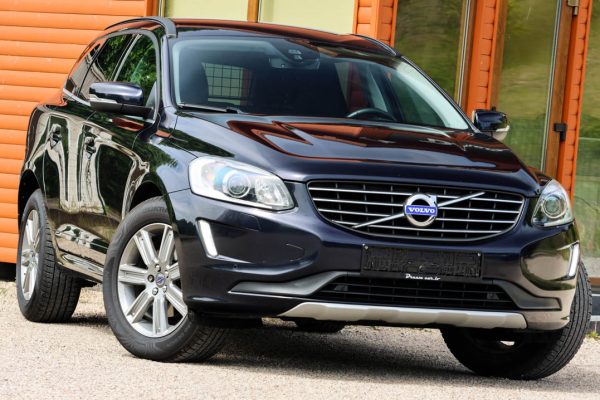 XC60 Momentum 2.0 D4 -190zs  Automāts  
