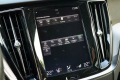 - Pārdots Volvo S60 R-Design   2.0T5 - 250zs      — papildu attēls