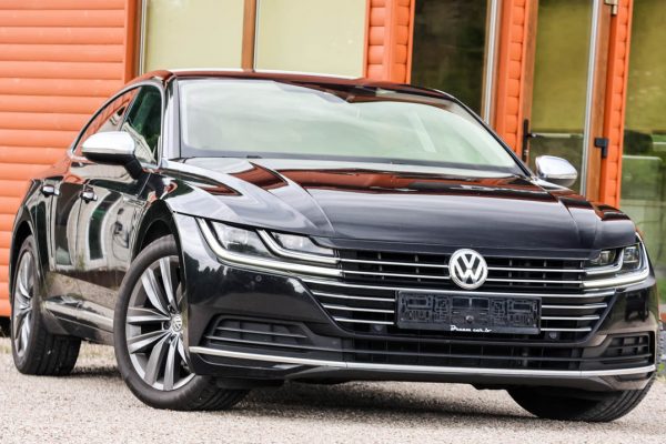 Arteon Elegance  2.0Tfsi - 190zs      Benzīns.    Automāts