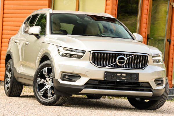 Volvo Volvo XC - 40 Inscription 2.0T4 -190 zs Benzīns