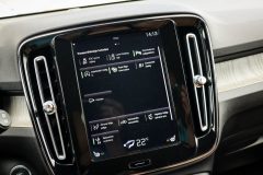 Volvo Volvo XC - 40 Inscription 2.0T4 -190 zs Benzīns — papildu attēls