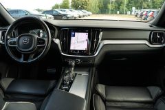 Volvo V60 R-Design   2.0D3 - 150zs      — papildu attēls