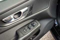 Volvo V60 R-Design   2.0D3 - 150zs      — papildu attēls