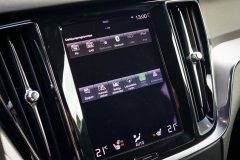 Volvo V60 R-Design   2.0D3 - 150zs      — papildu attēls