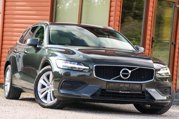 Volvo V60 Momentum Pro 2.0B4 D - 197zs