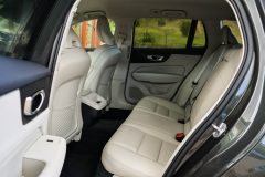 Volvo V60 Momentum Pro 2.0B4 D - 197zs — papildu attēls