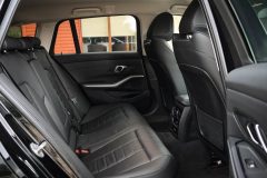BMW 318 Facelift  Sport Line 2.0i - 157zs — papildu attēls