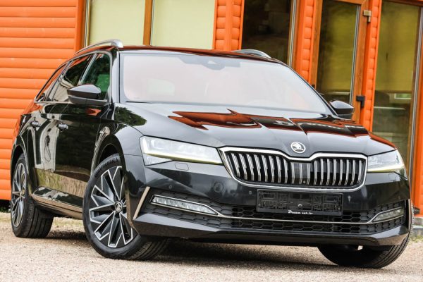 Superb Laurin & Klement 2.0Tdi - 150zs