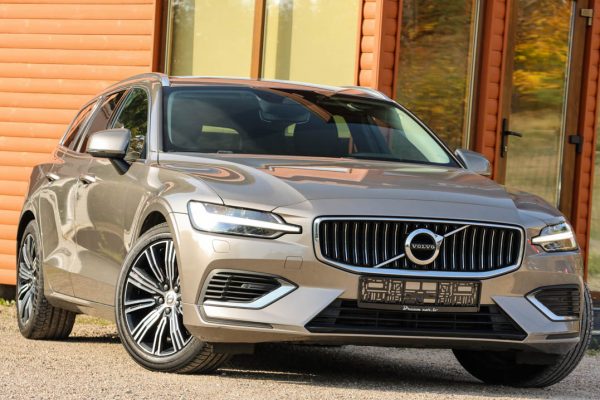 V60 Inscription Plug in Hybrid  2.0T6 186kw-251zs  Benzīns /elektrība