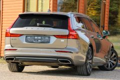 Volvo V60 Inscription Plug in Hybrid  2.0T6 186kw-251zs  Benzīns /elektrība — papildu attēls