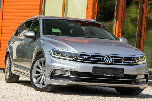 VW Passat R-line 1.5Tsi - 150zs      Benzīns.    Automāts